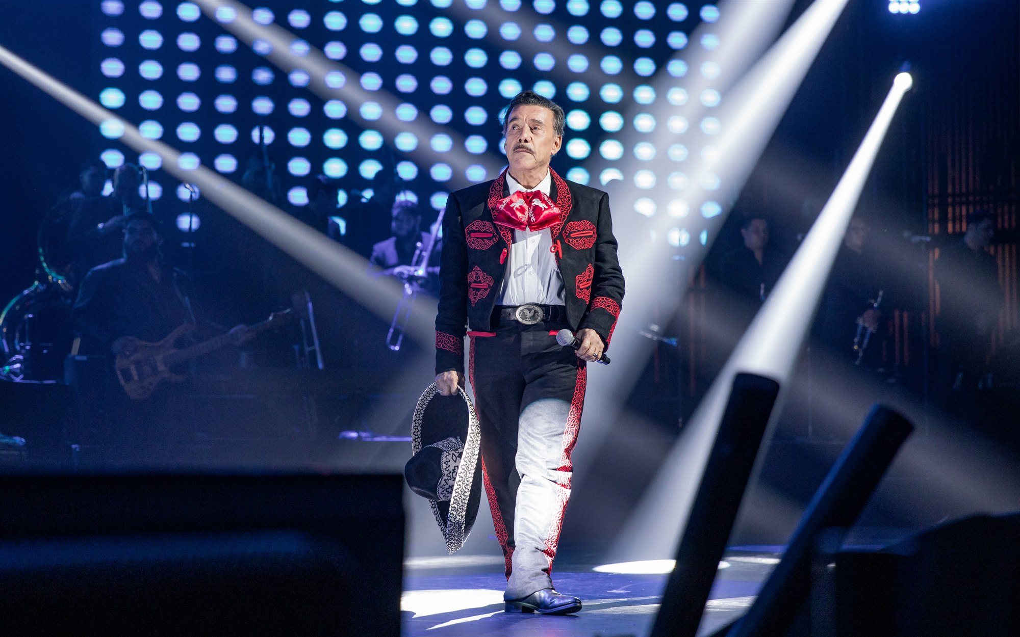 Pedro Rivera durante una presentación musical